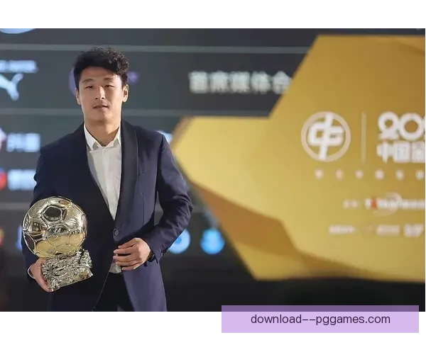 上海海港前锋武磊荣获年度中国金球奖 成为历史首位得主
